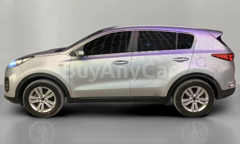 Vehicle photo 4