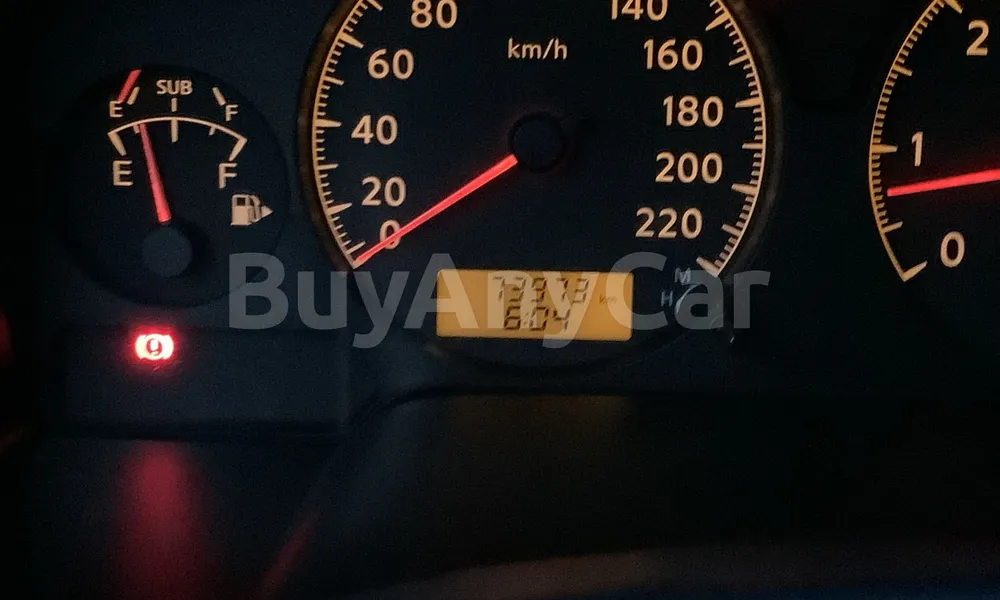 Vehicle photo 7