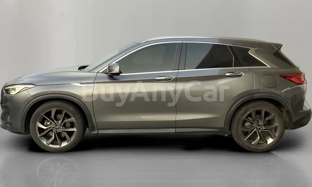 Vehicle photo 4