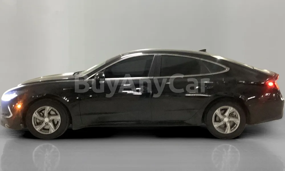 Vehicle photo 4