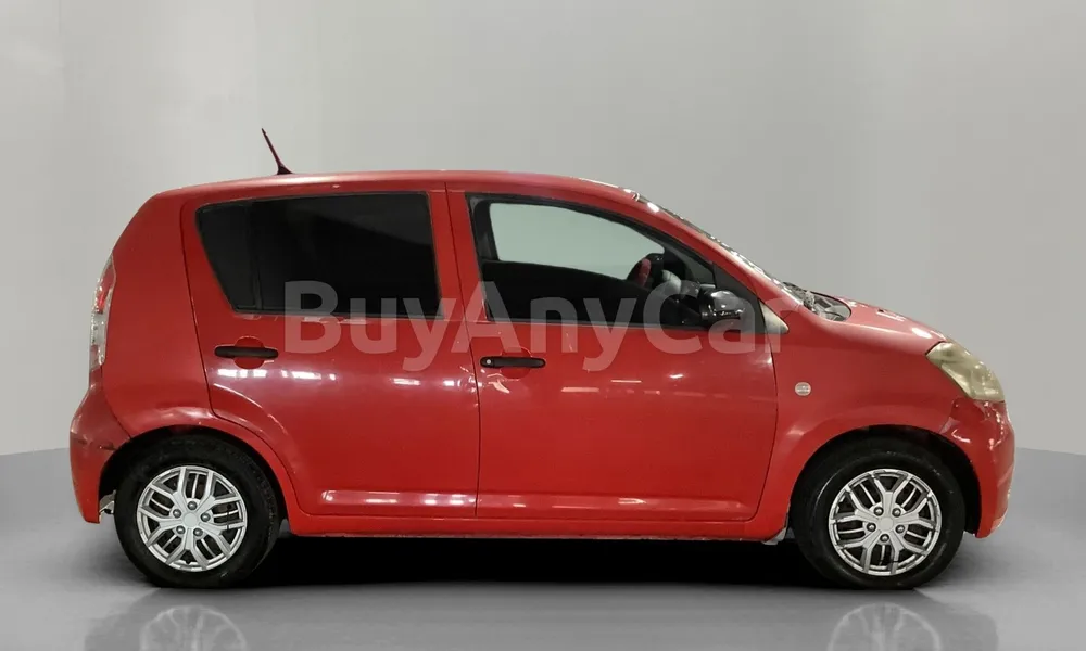 Vehicle photo 3