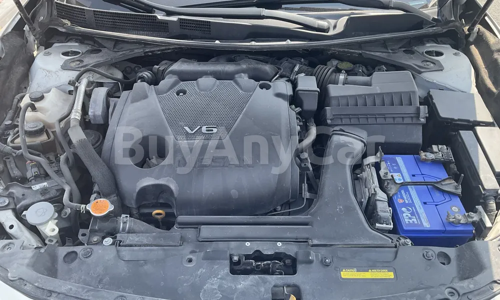 Vehicle photo 6