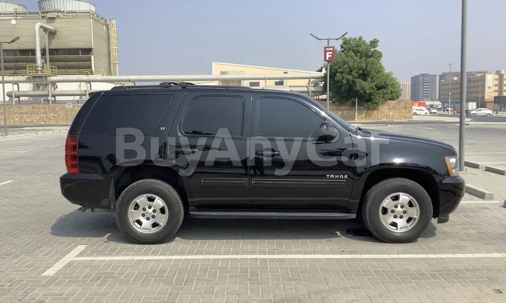 Vehicle photo 3