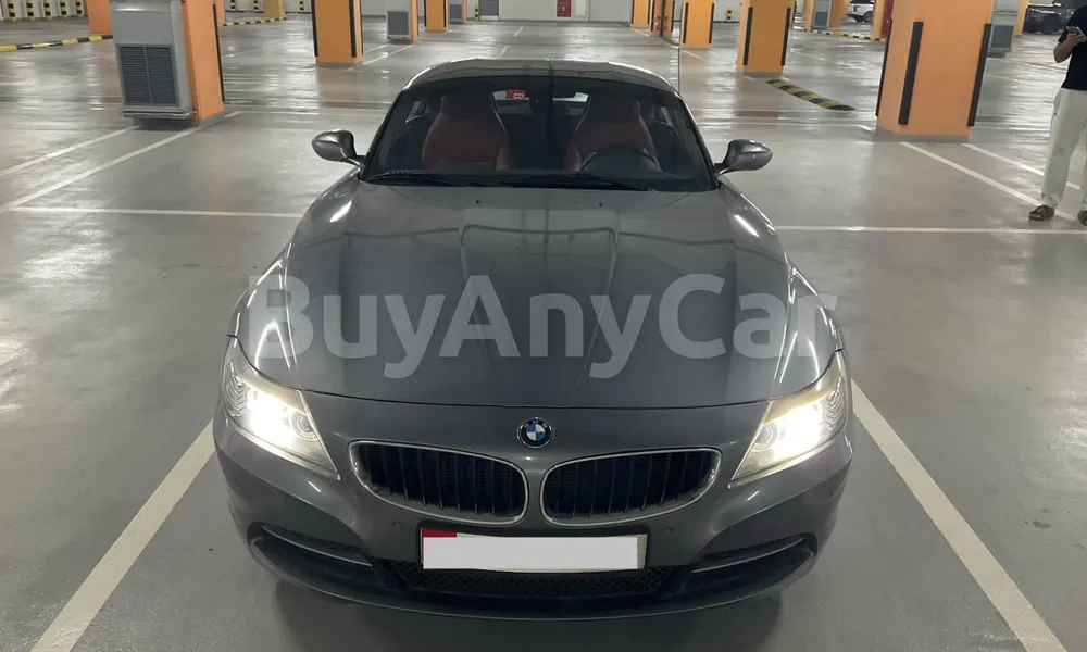 Vehicle photo 1