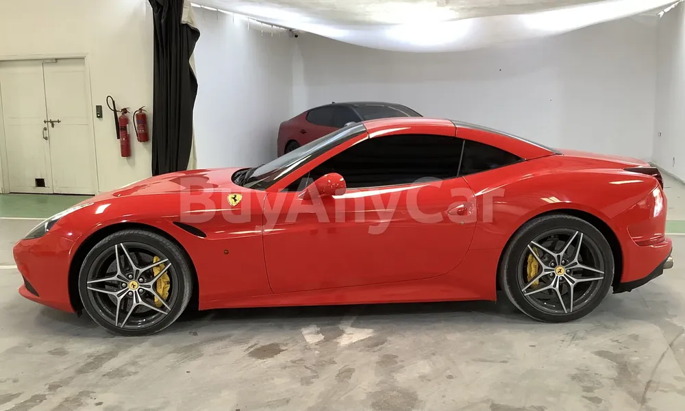 Vehicle photo 4