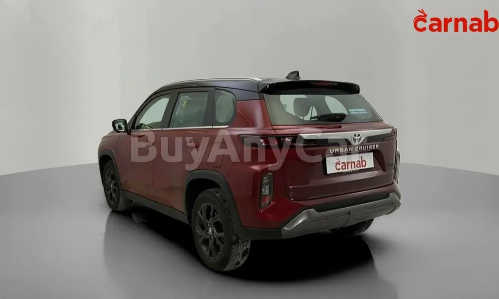 Vehicle photo 7