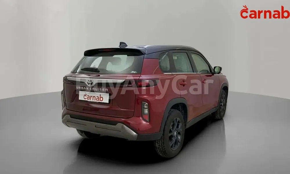 Vehicle photo 9