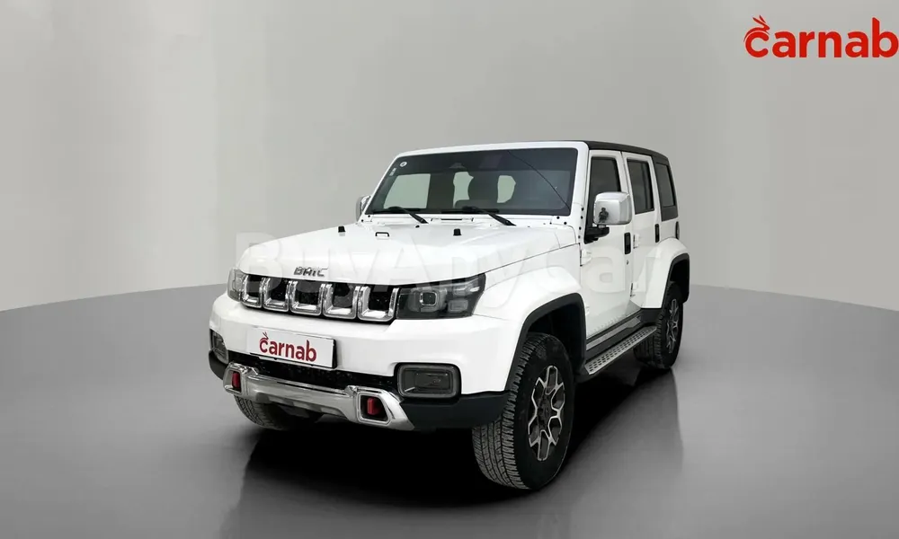 Vehicle photo 6