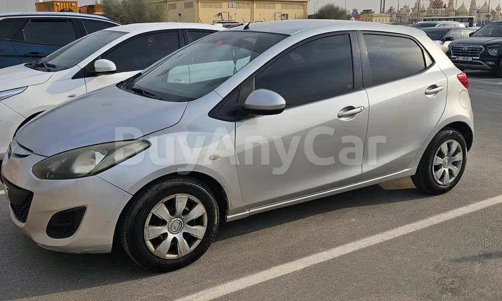 Vehicle photo 3