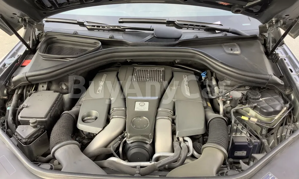 Vehicle photo 6