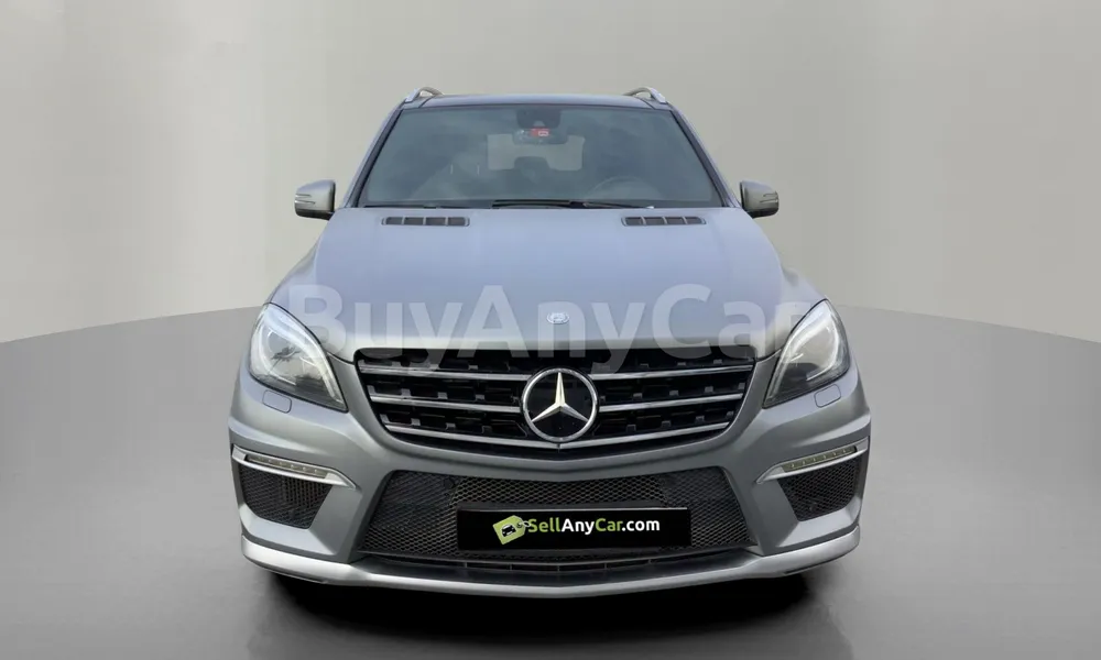 Vehicle photo 1
