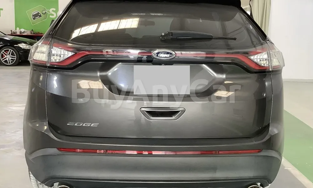 Vehicle photo 2