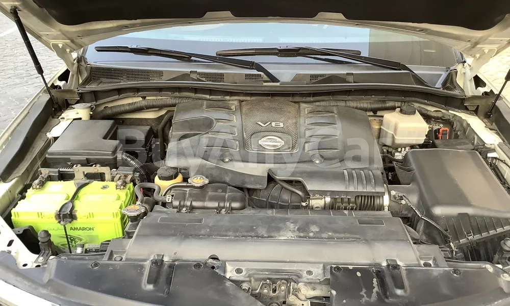 Vehicle photo 6
