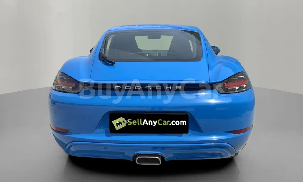 Vehicle photo 2