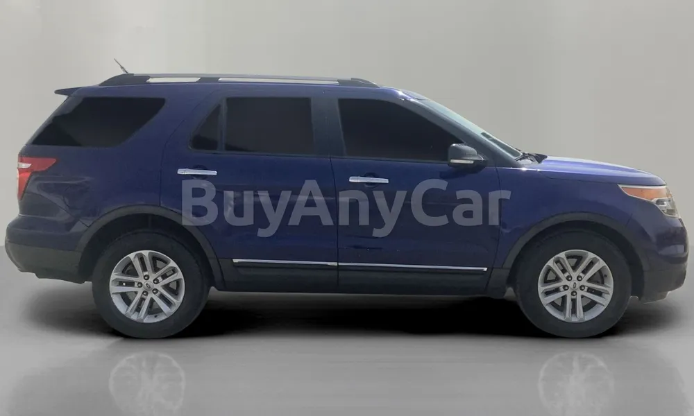 Vehicle photo 3