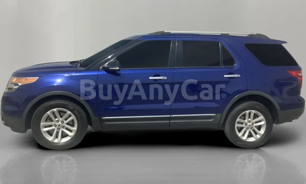 Vehicle photo 4