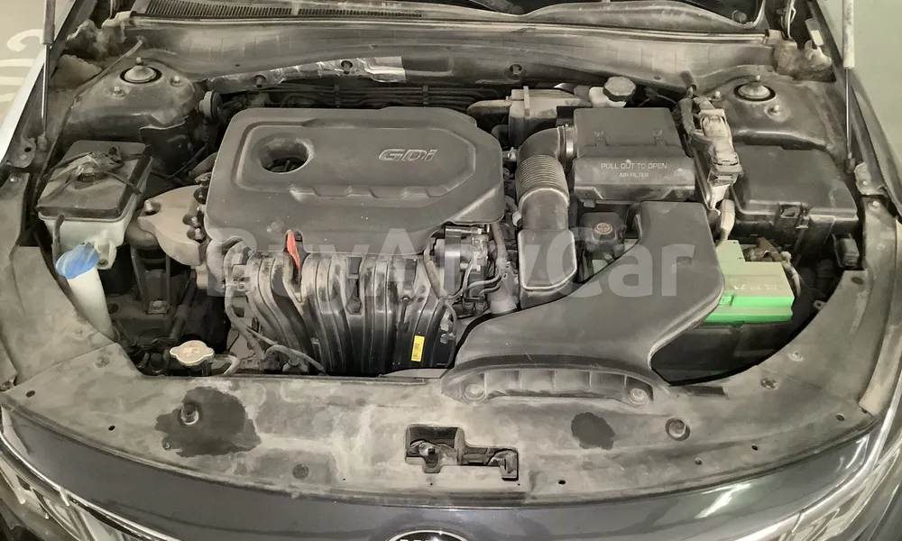 Vehicle photo 9
