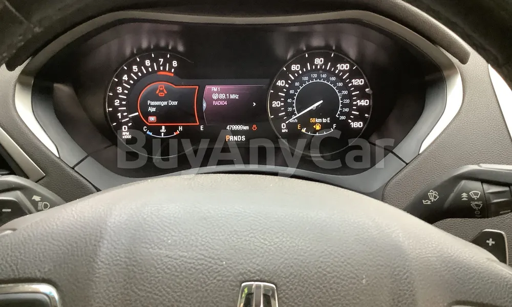 Vehicle photo 7