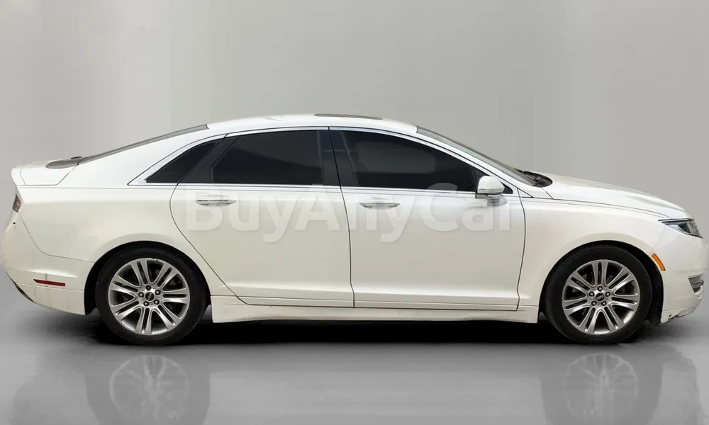Vehicle photo 3