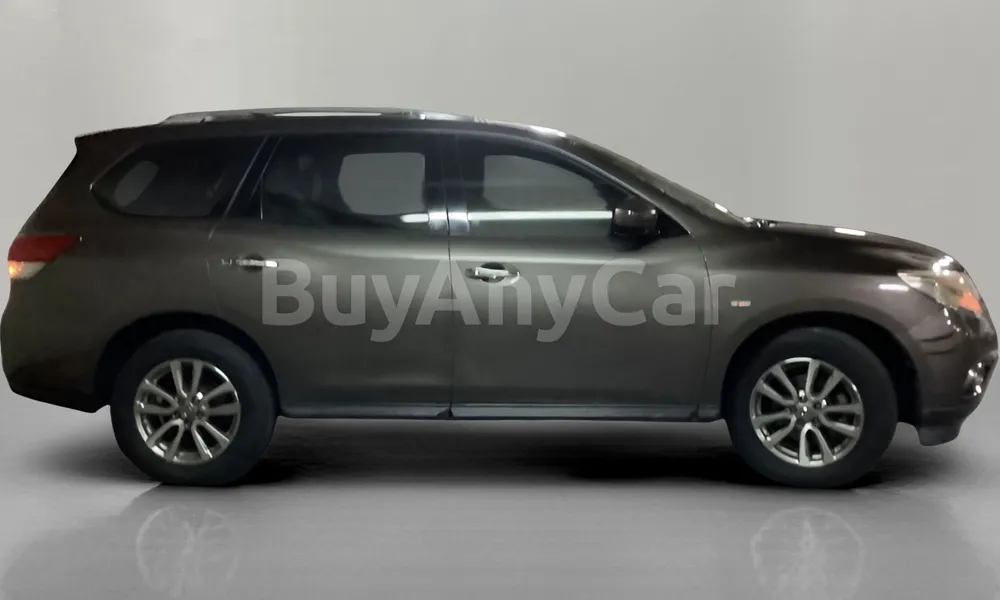 Vehicle photo 3