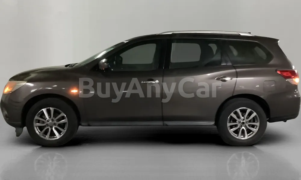Vehicle photo 4