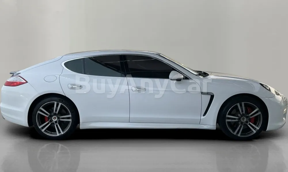 Vehicle photo 3
