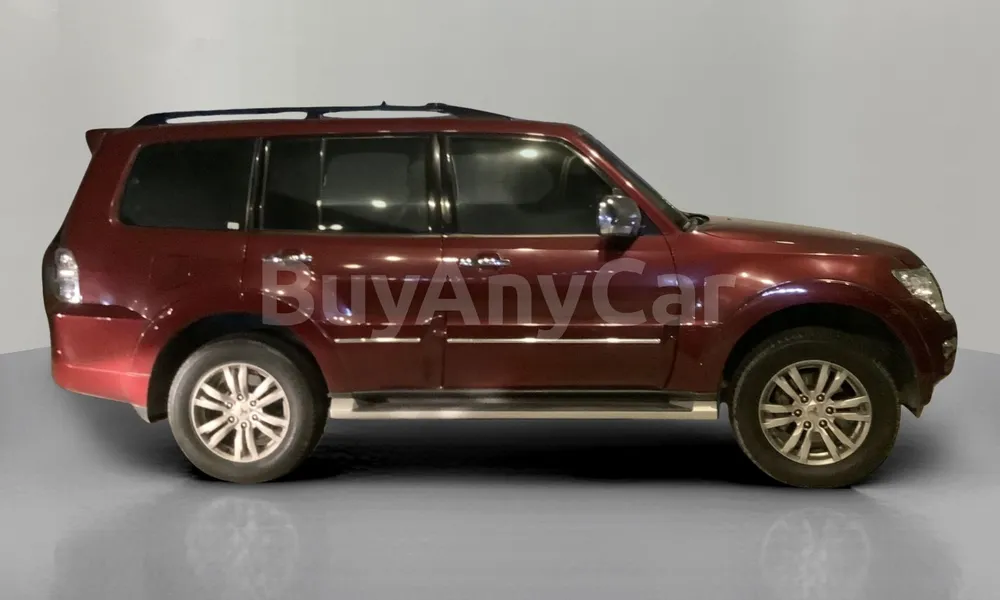 Vehicle photo 4