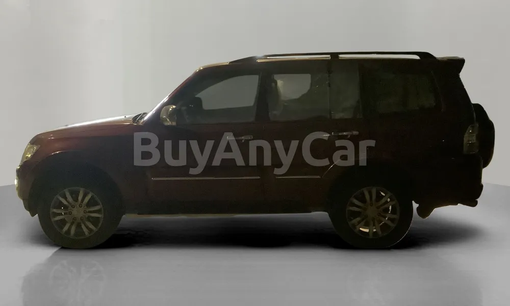 Vehicle photo 3