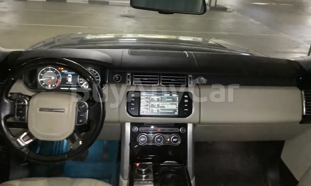 Vehicle photo 8
