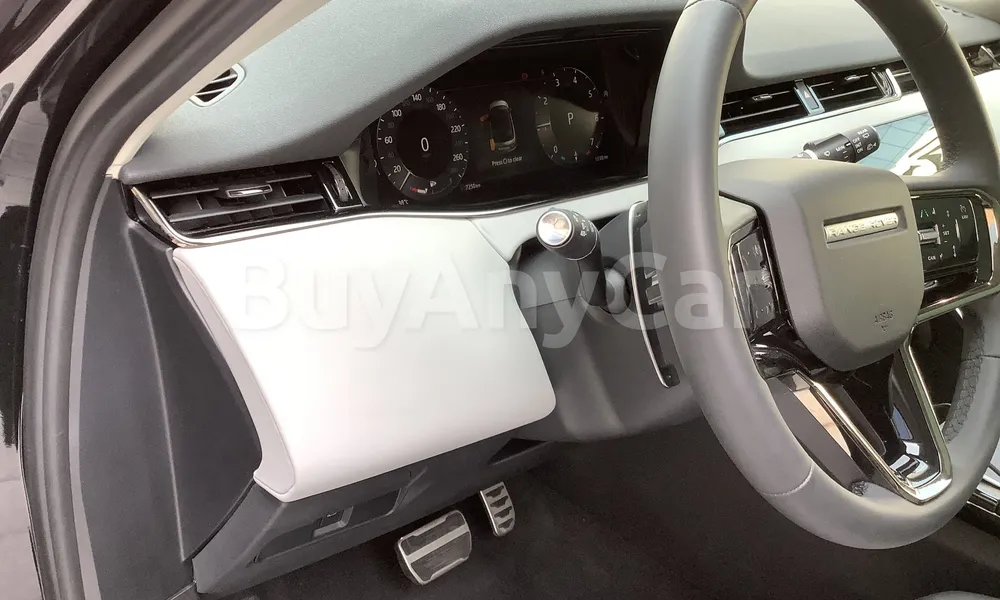 Vehicle photo 9