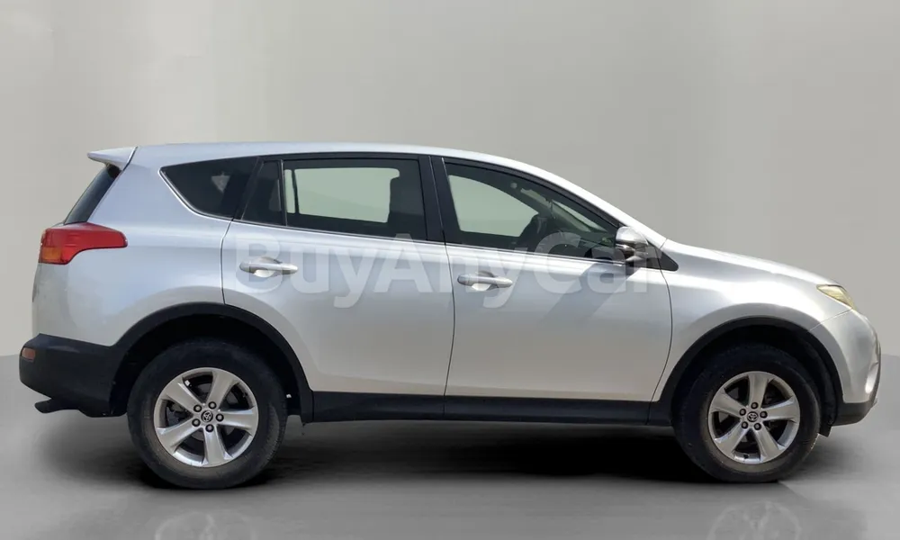 Vehicle photo 3