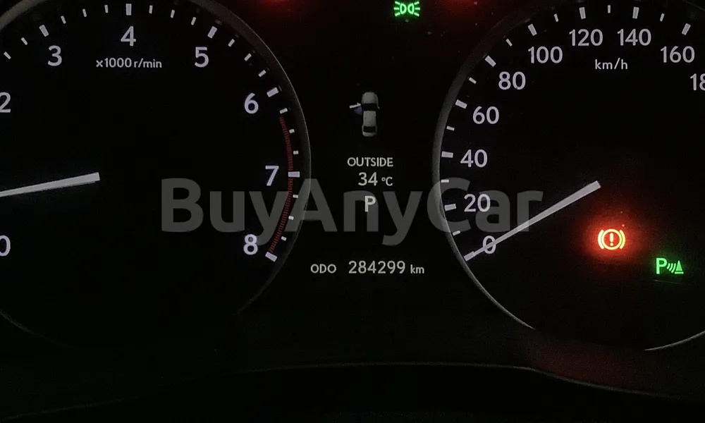 Vehicle photo 8