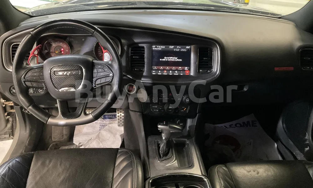 Vehicle photo 8