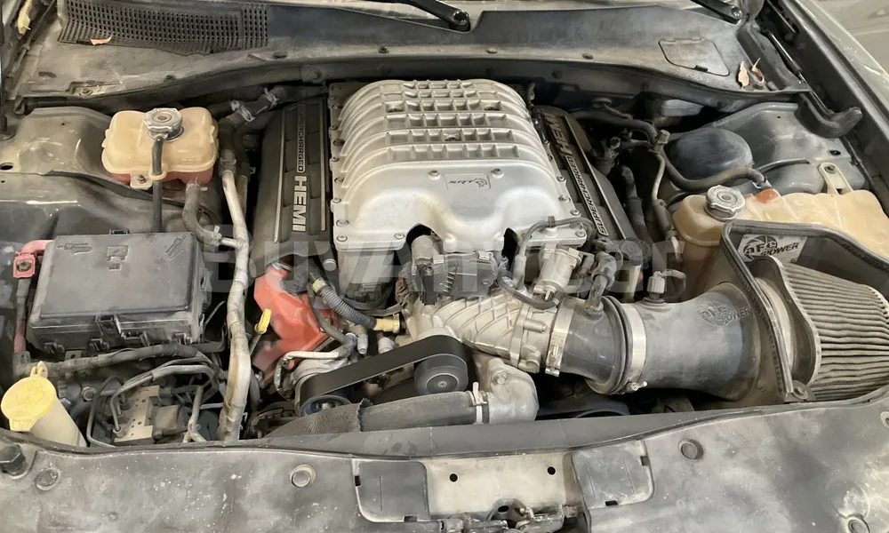 Vehicle photo 6