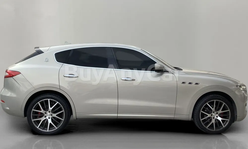 Vehicle photo 3