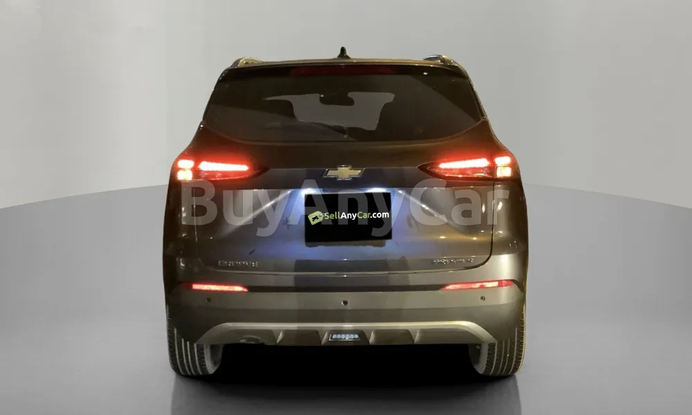 Vehicle photo 2
