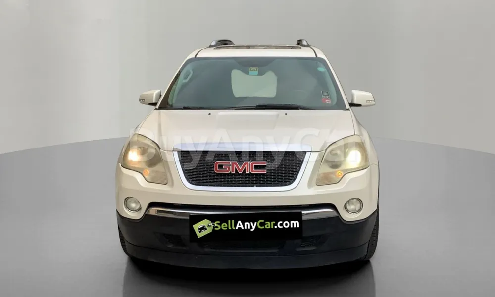 Vehicle photo 1