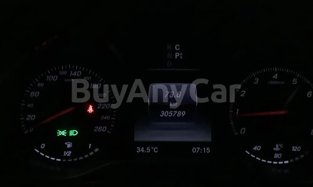 Vehicle photo 6