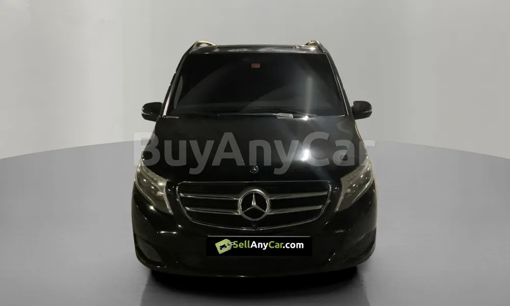 Vehicle photo 1