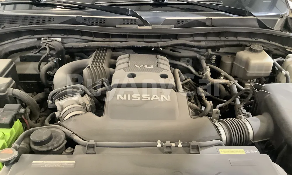 Vehicle photo 6