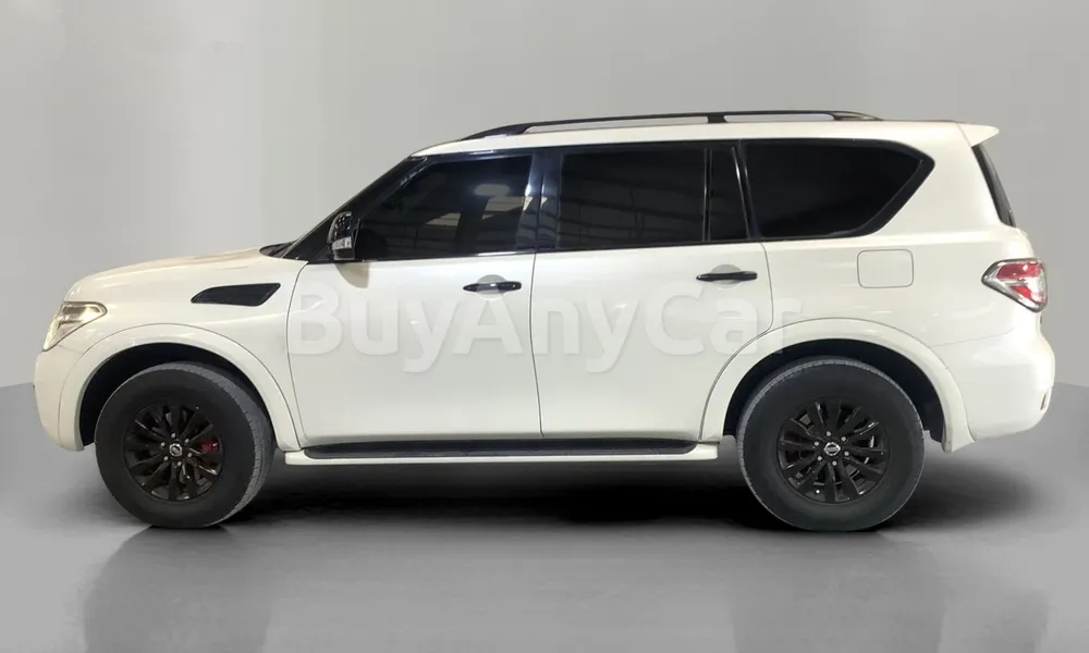 Vehicle photo 3