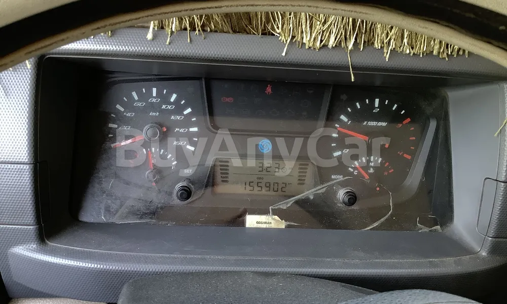 Vehicle photo 9