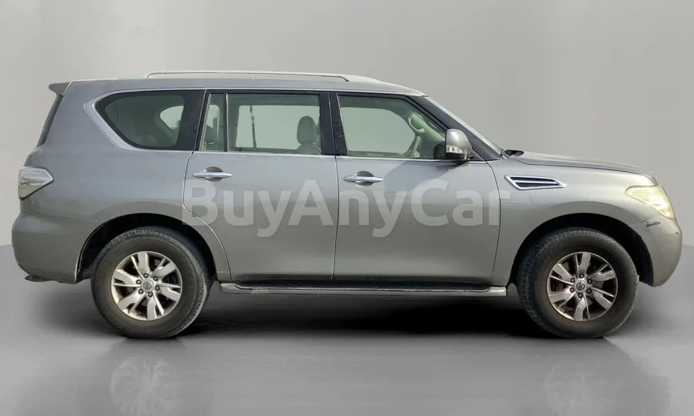 Vehicle photo 3