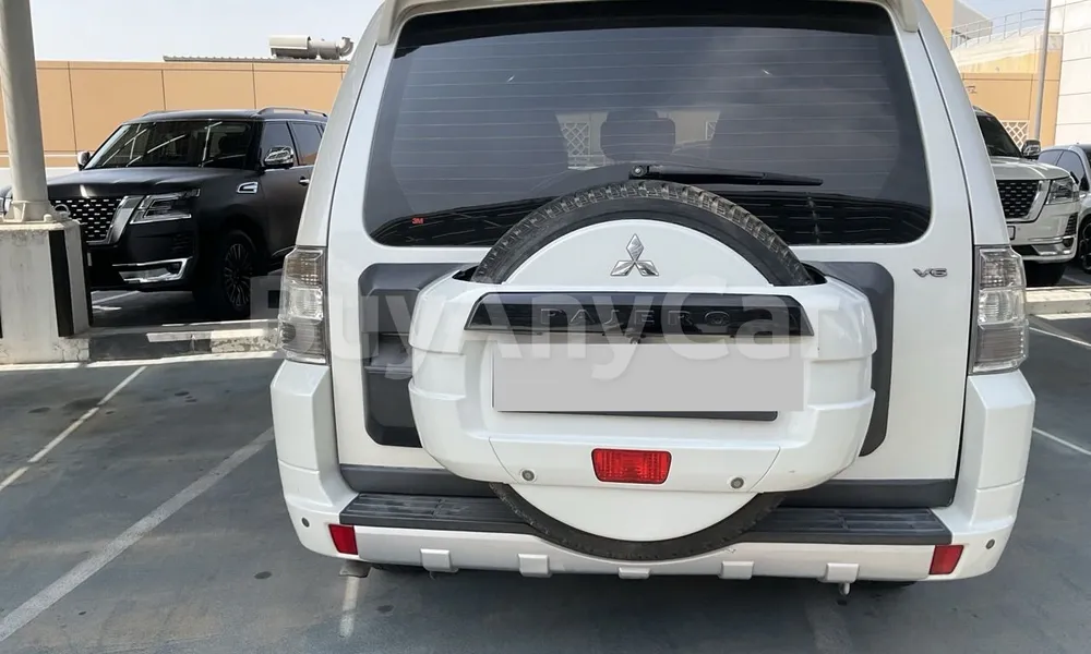 Vehicle photo 2