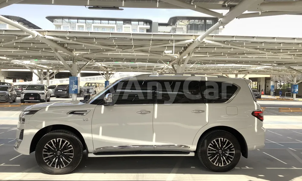Vehicle photo 4
