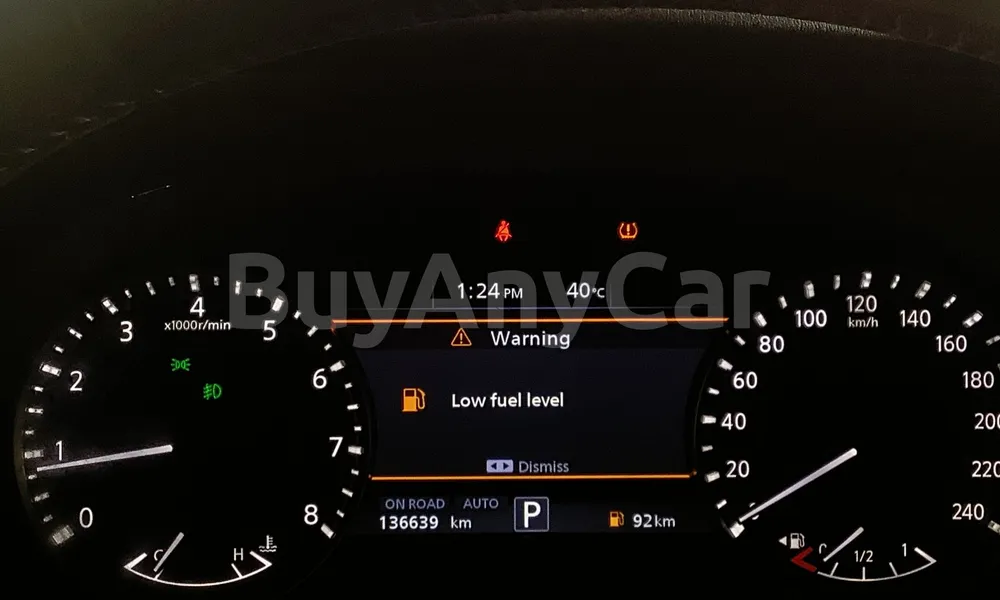 Vehicle photo 6