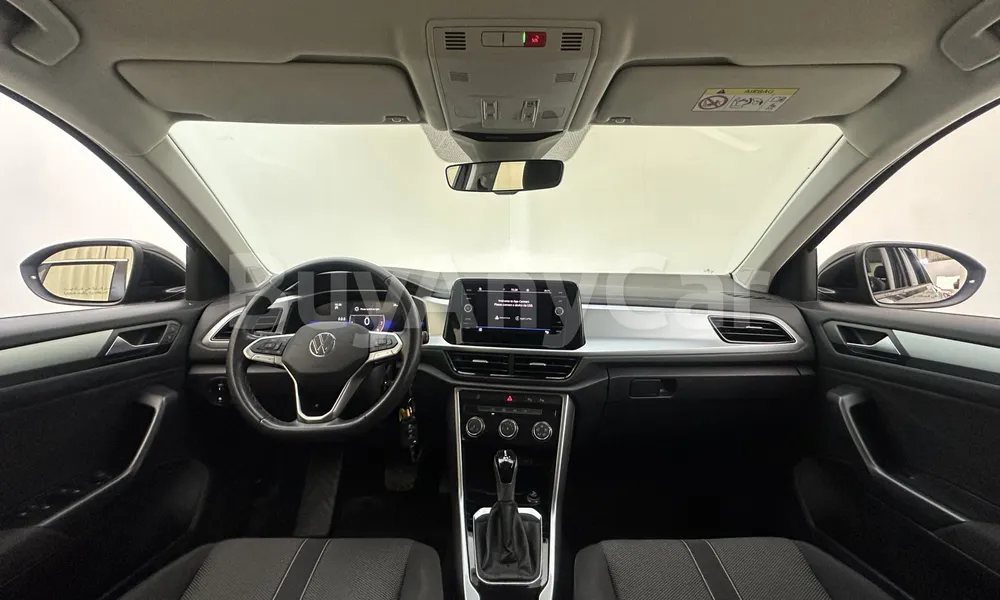 Vehicle photo 8