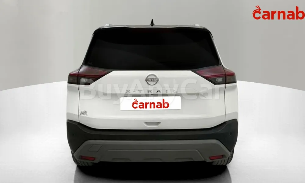 Vehicle photo 2