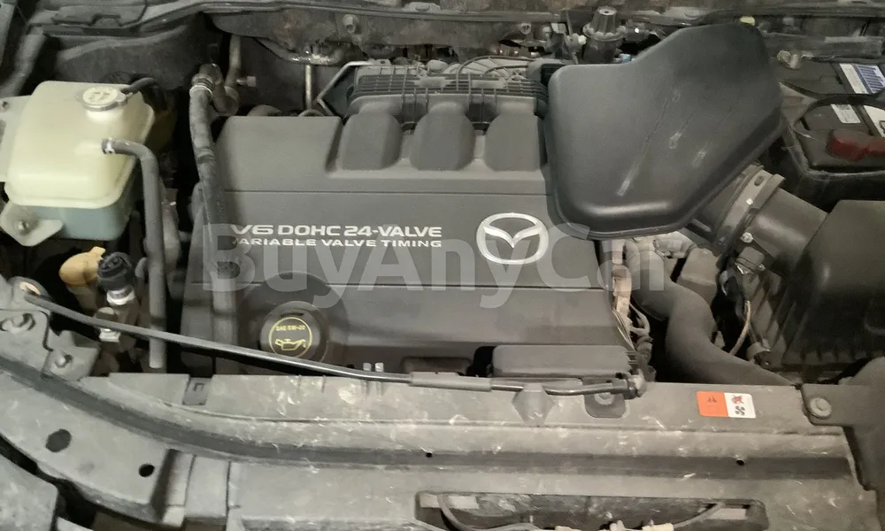 Vehicle photo 5