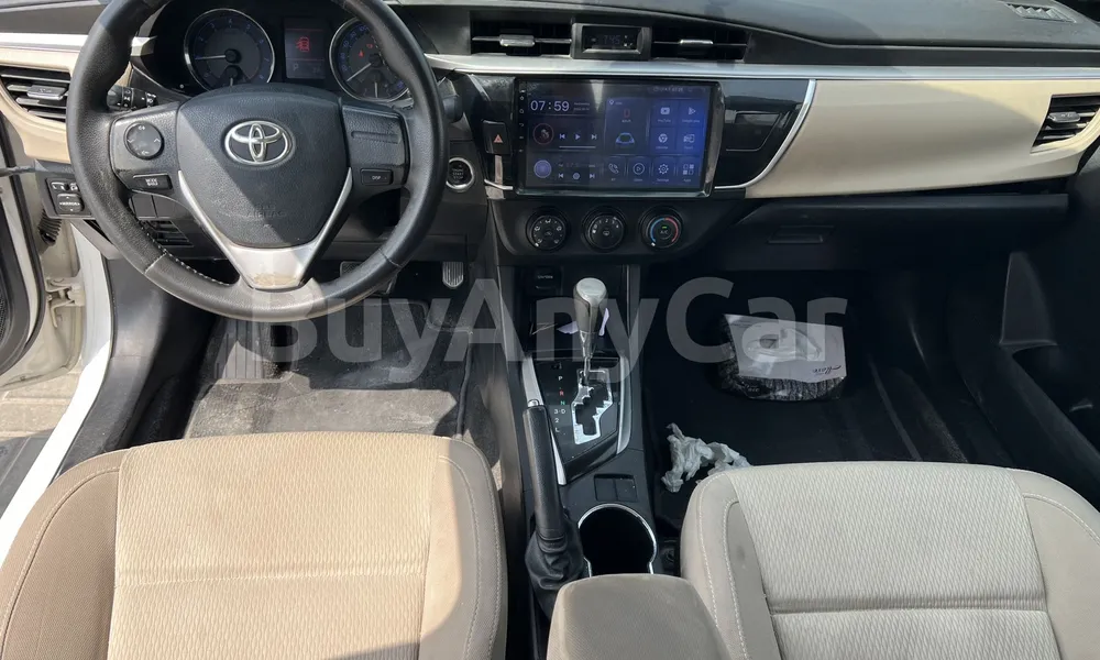 Vehicle photo 7